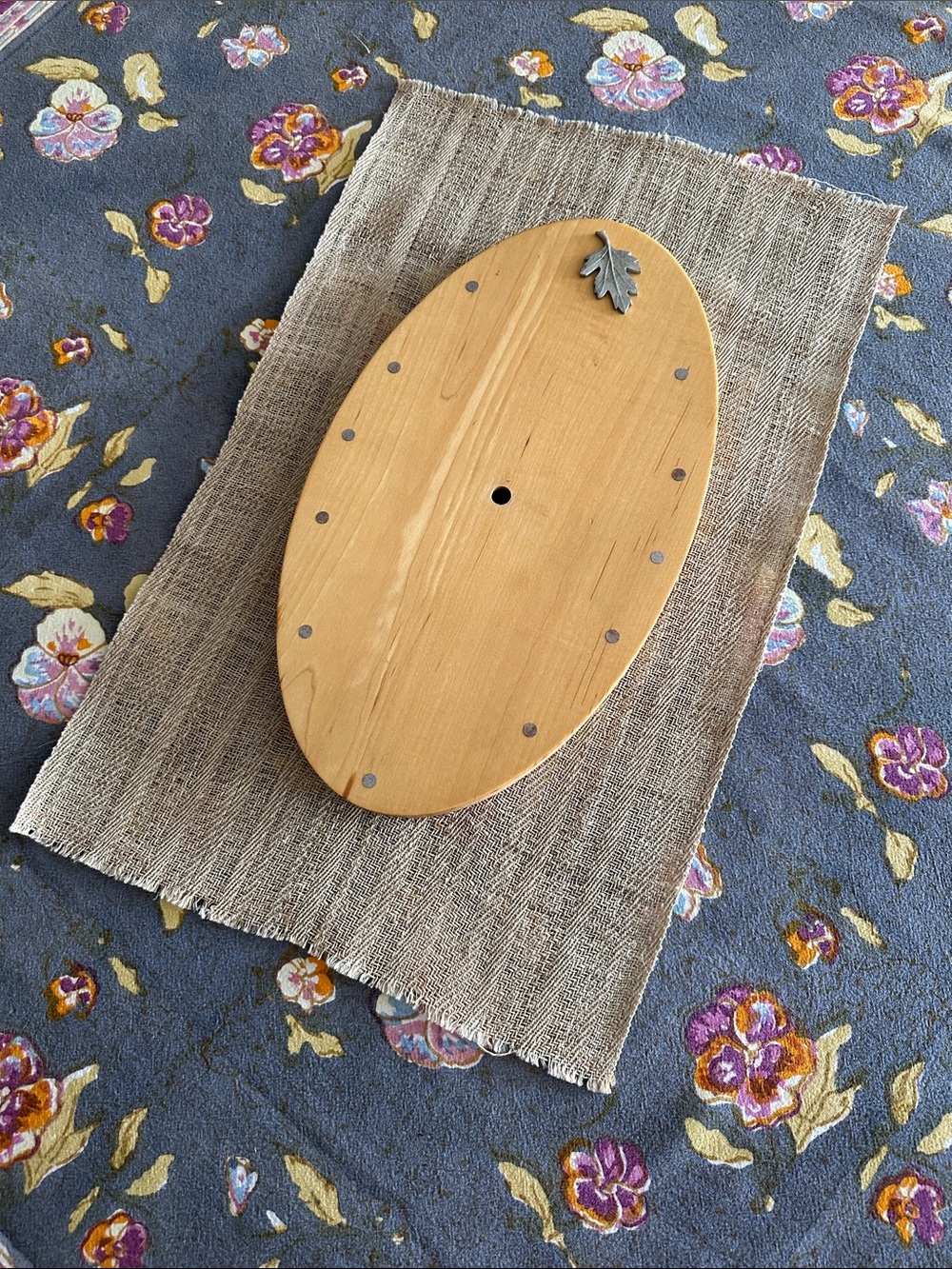 Oak solid wood clock with hands